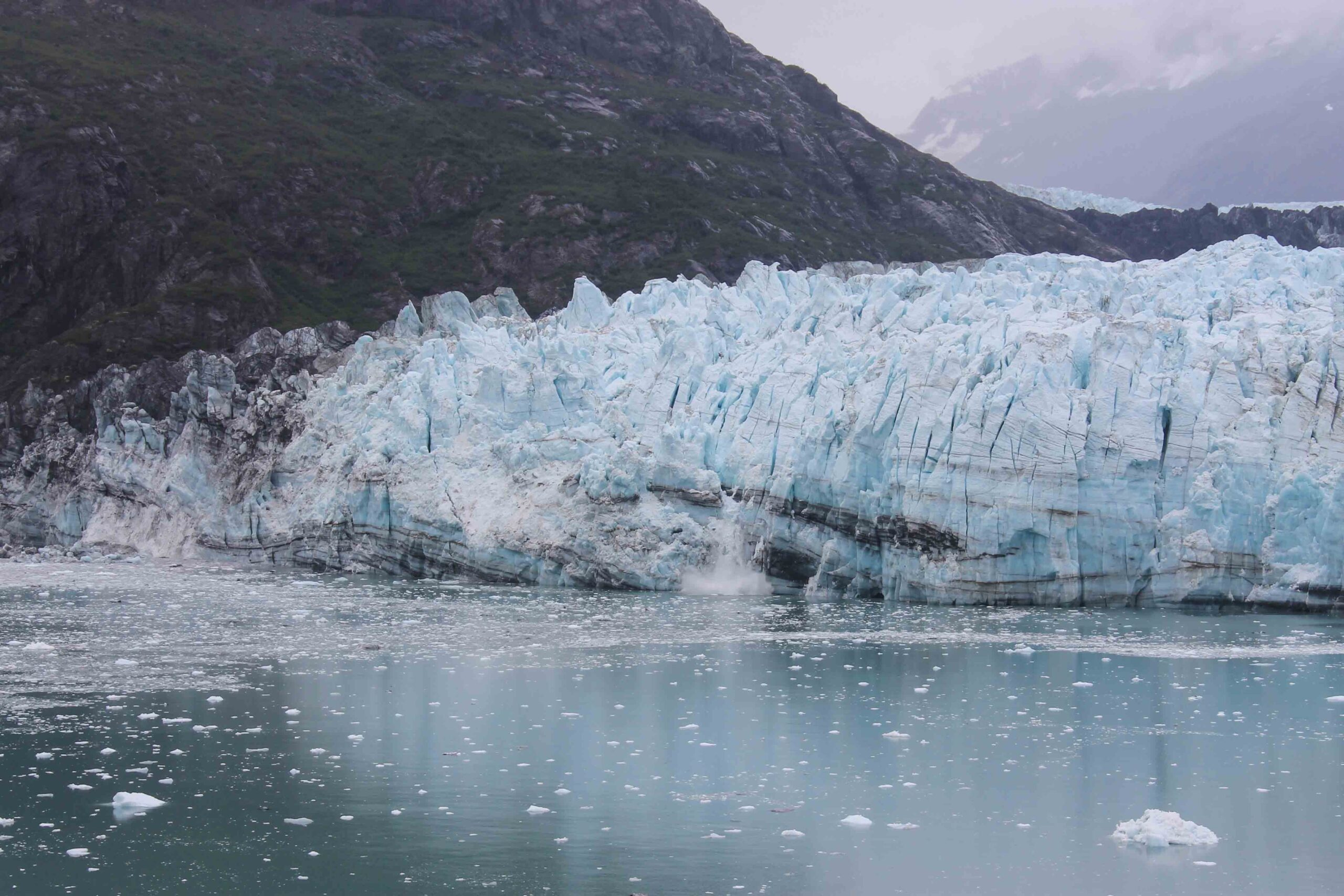 Margerie Glacier in Glacier Bay National Park calving
