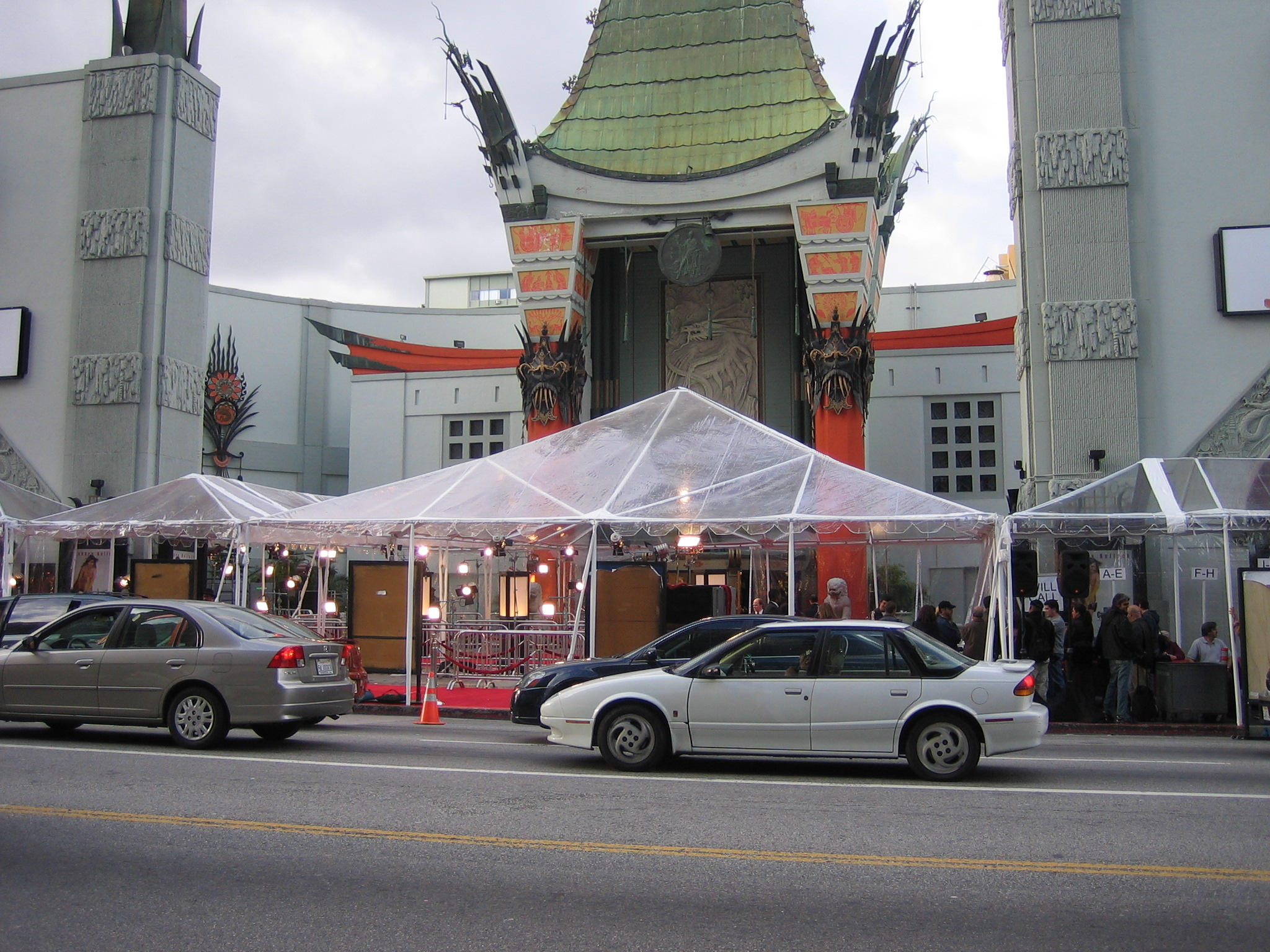 Grauman's Chinese Theater (now known as TCL Chinese Theater) set up for the premiere of Miss Congeniality 2.