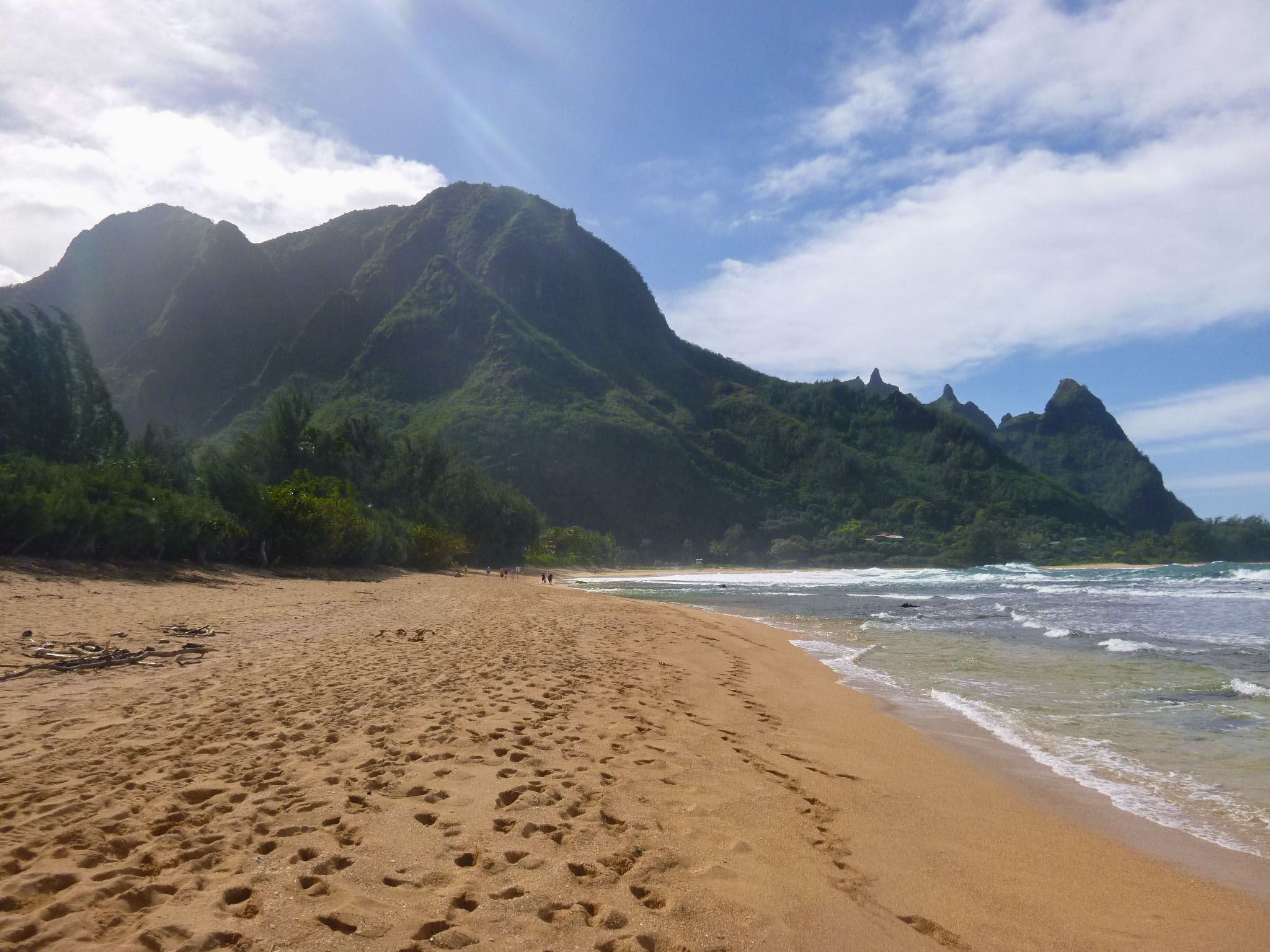 Tunnel Beach on Kauai, one of the most beautiful beaches on the island