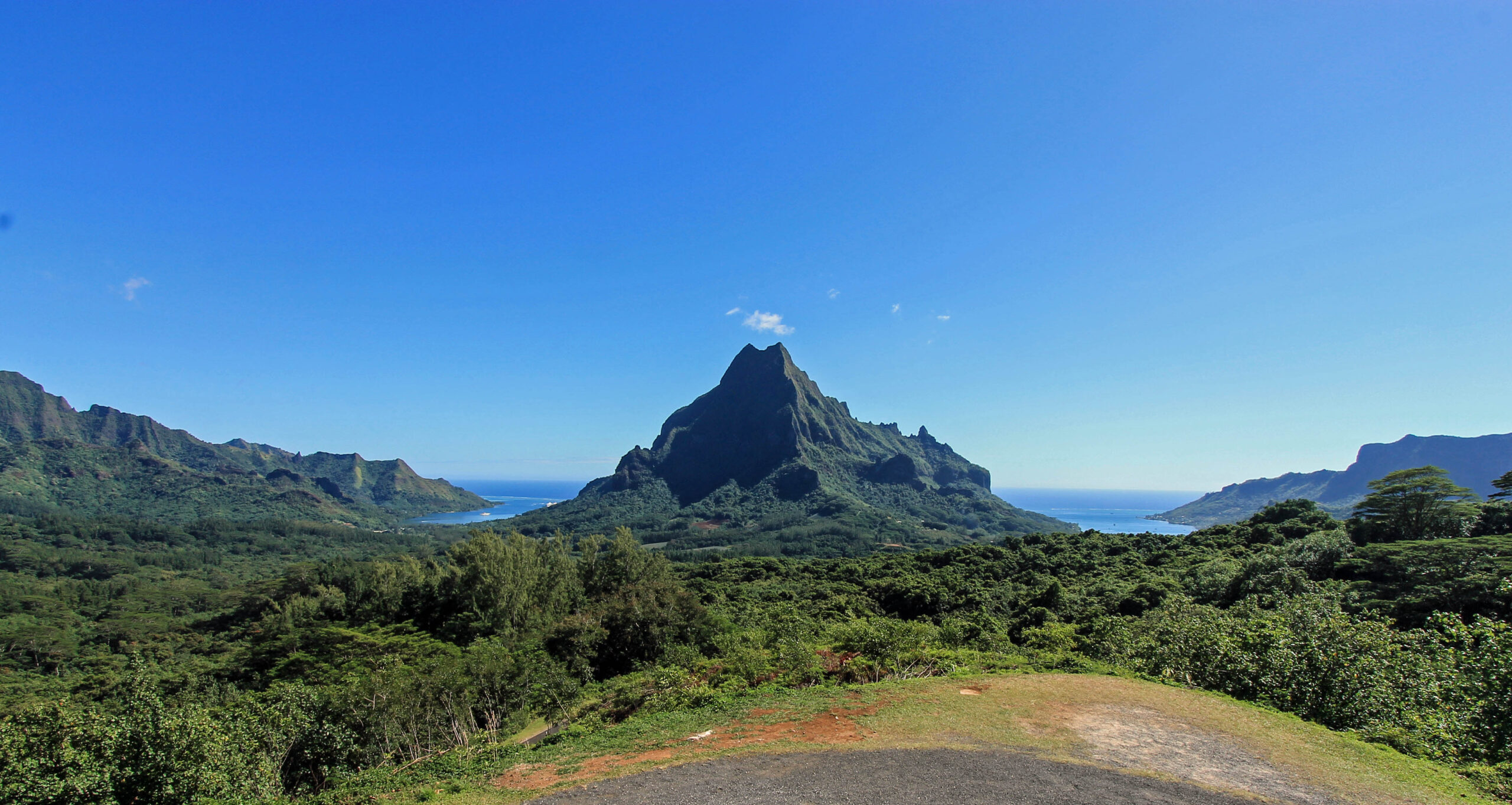Belvedere Lookout, Mo'orea
