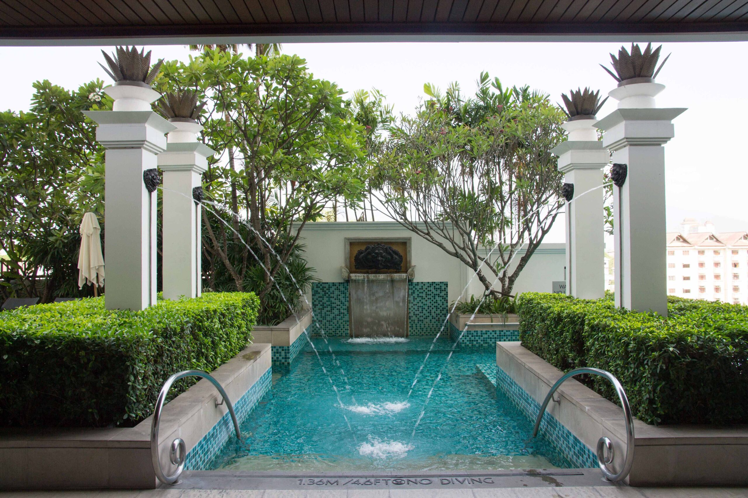 Pool area at the Chiang Mai Marriott