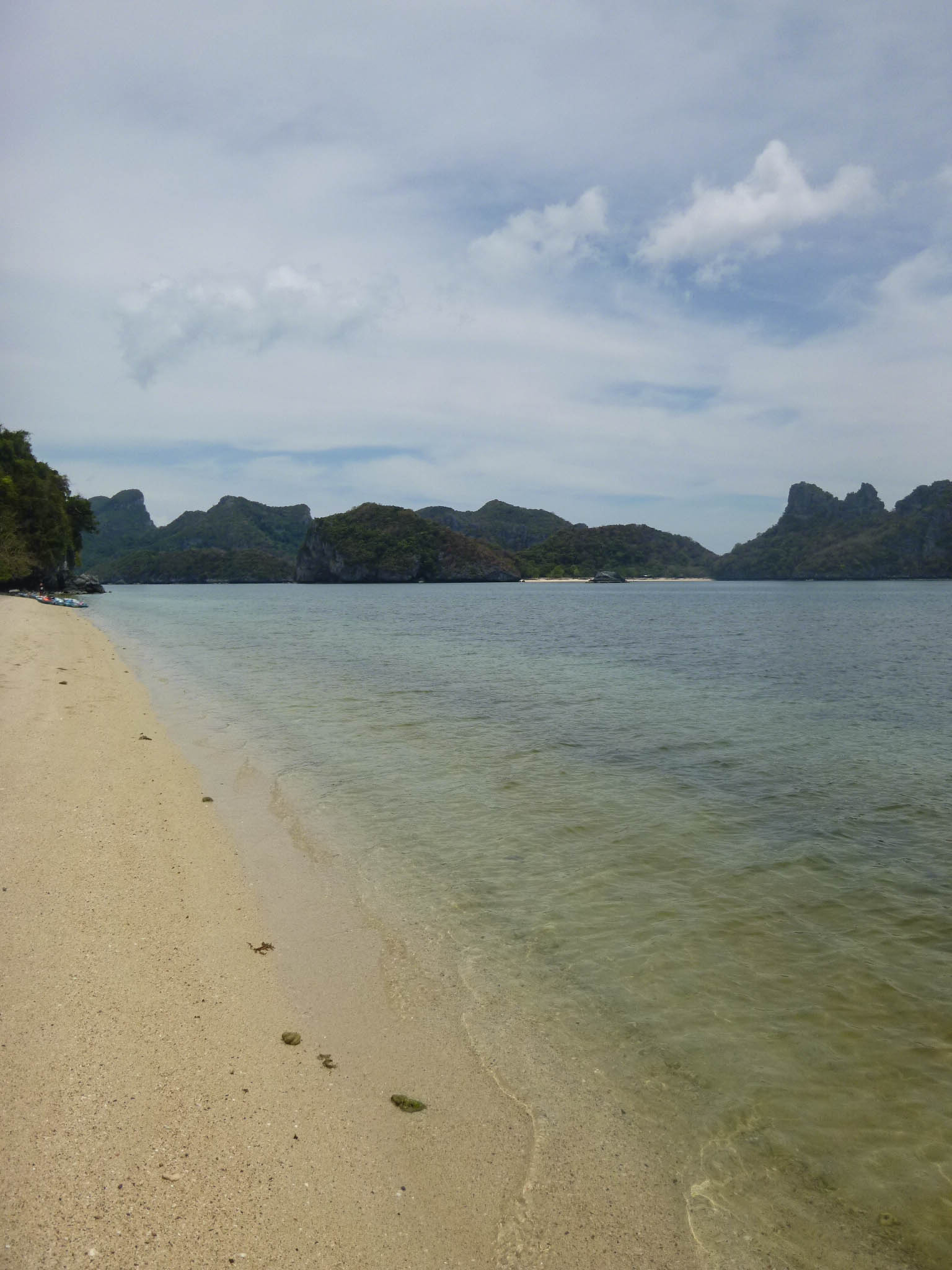 The even more secluded bay we kayaked too