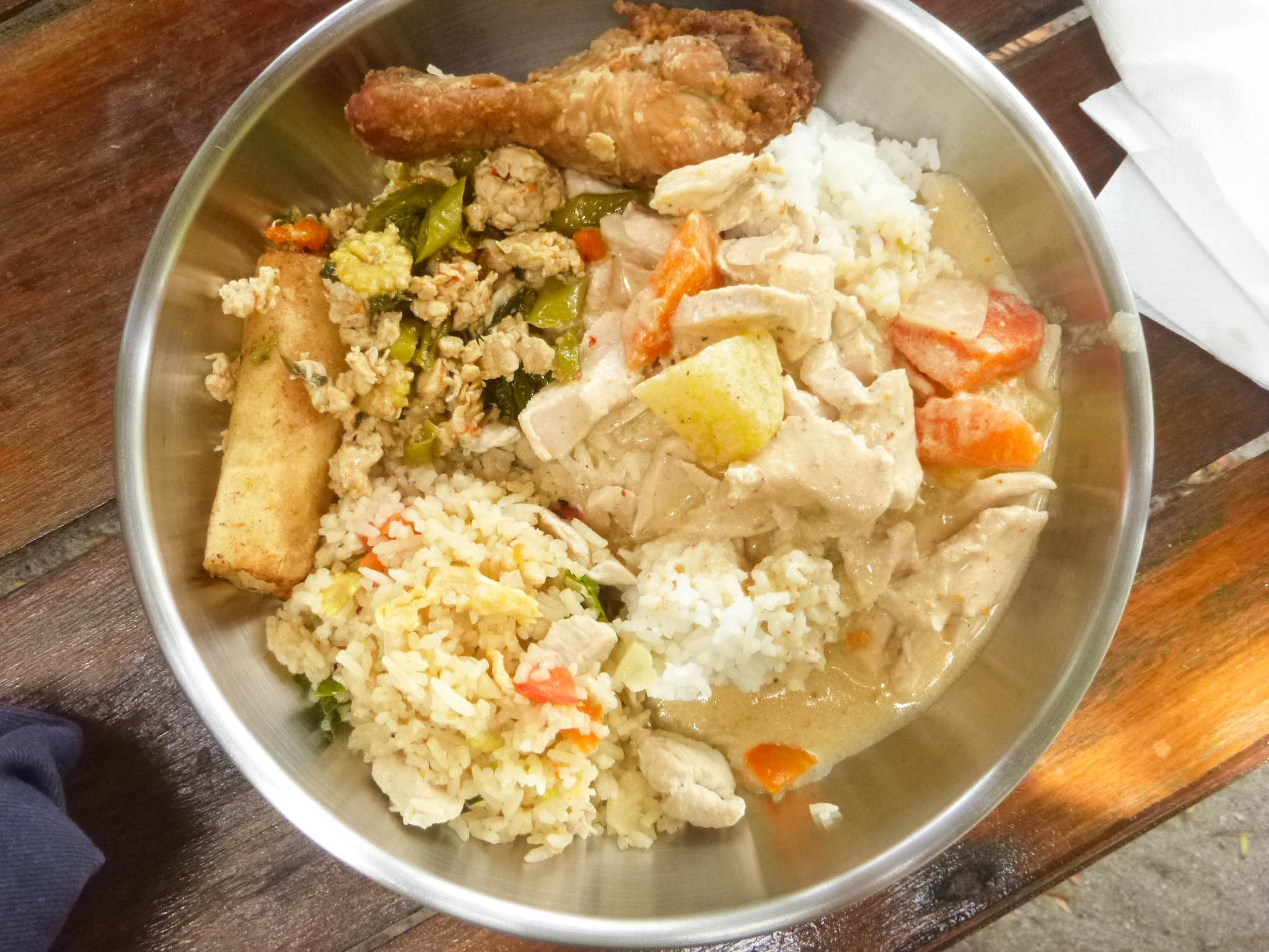 A delicious lunch at our kayaking excursion