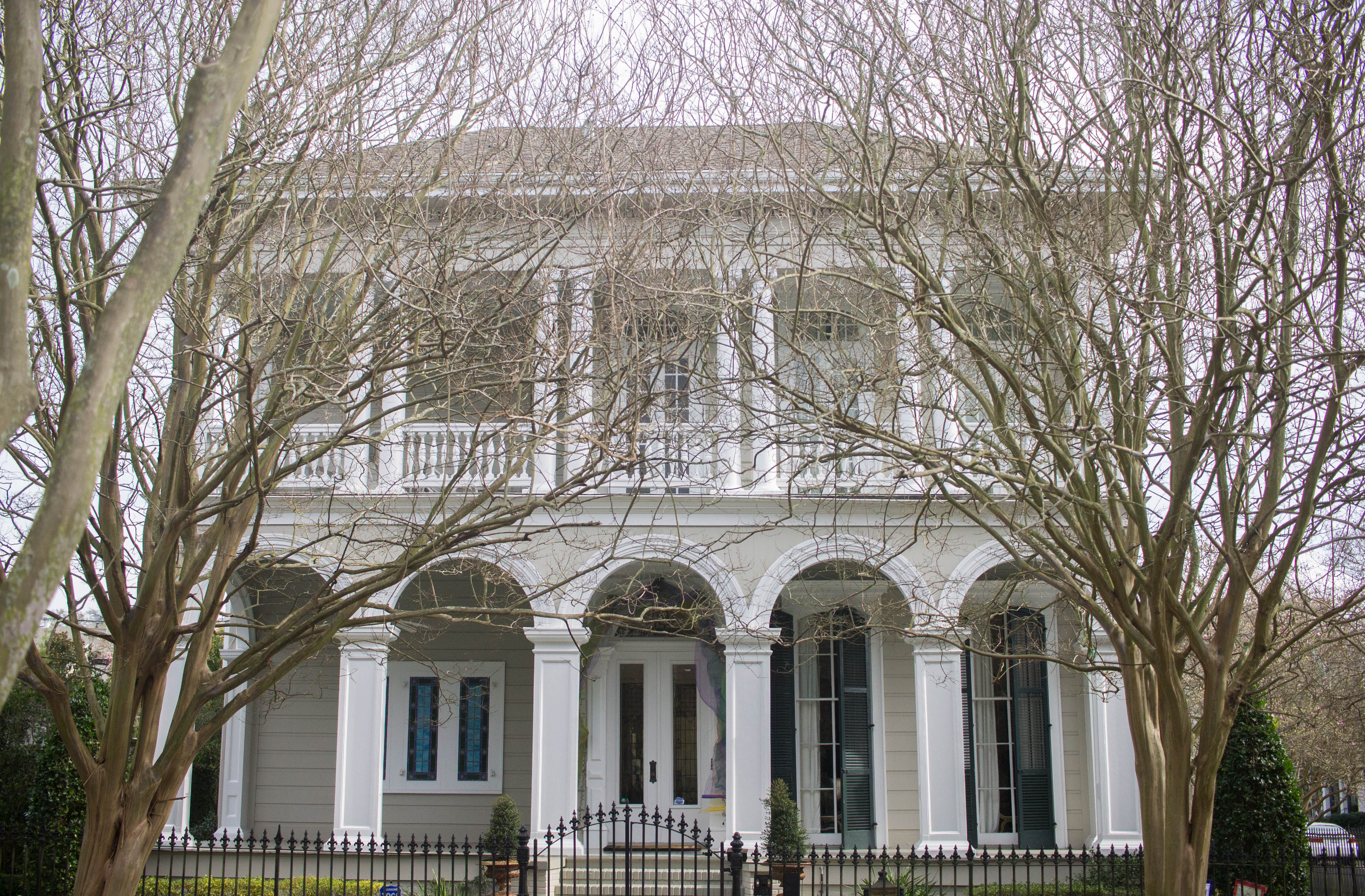 Beautiful homes in New Orleans' Garden District, one of the top things to do in New Orleans 