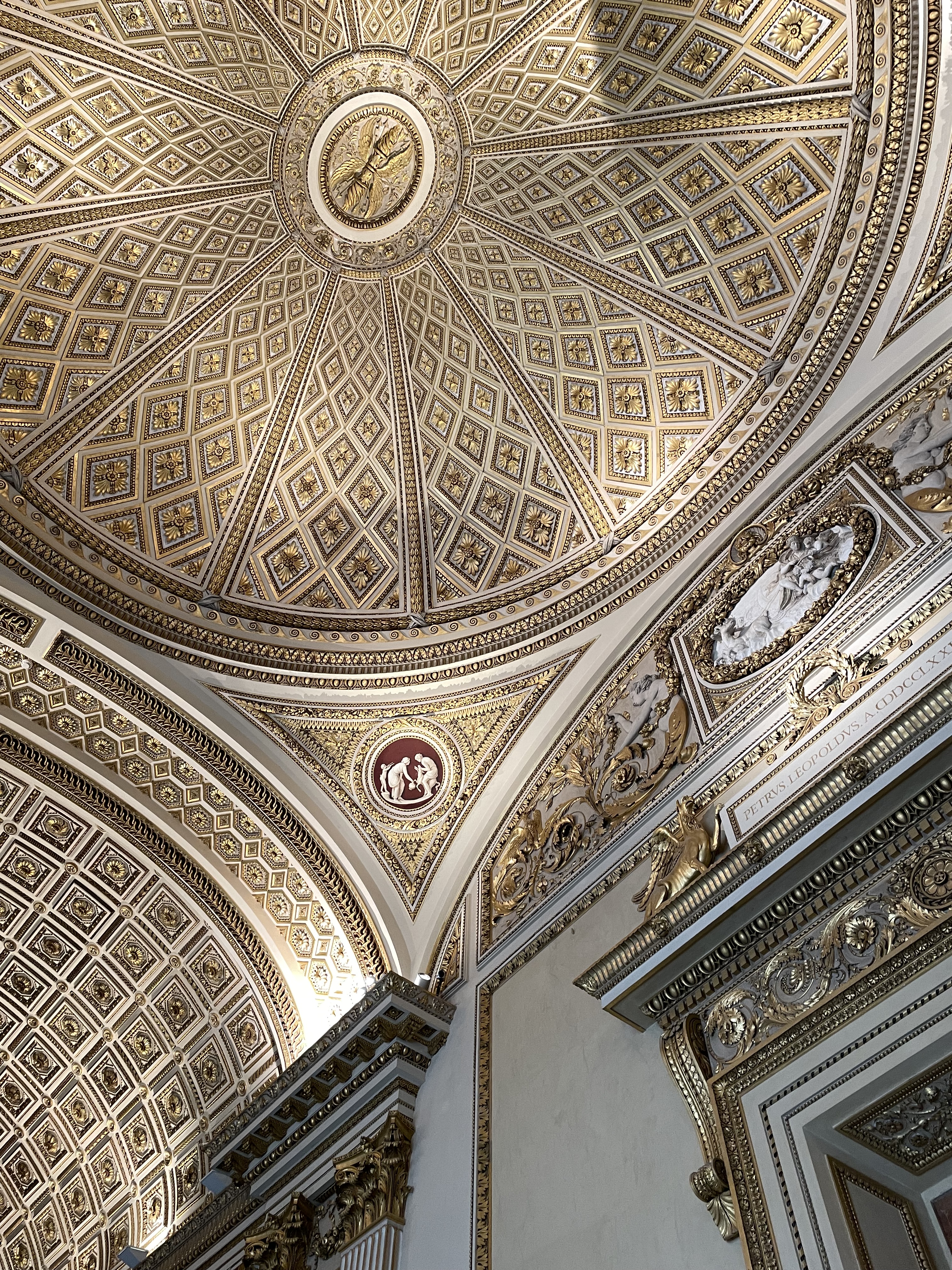 Elaborate ceilings at the Uffizi Gallery