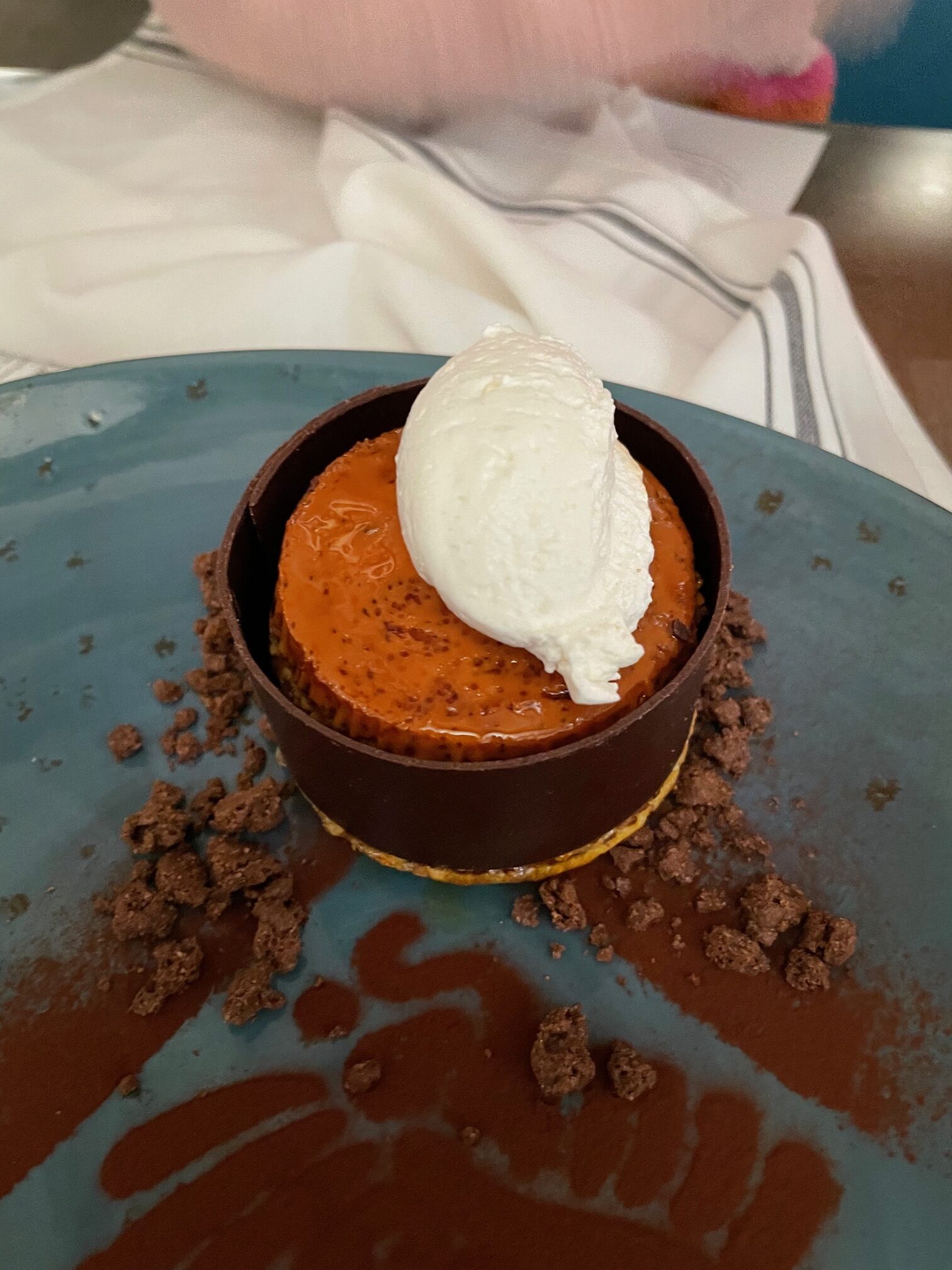Cinnamon chocolate cake dessert at Lucina